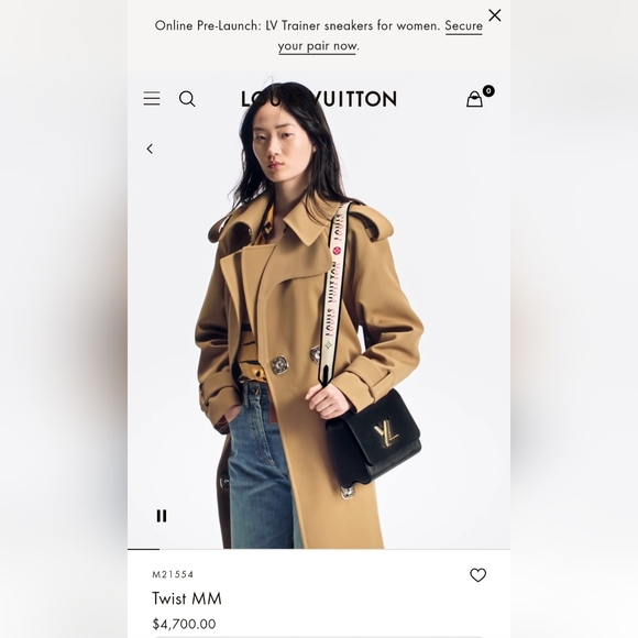 Louis Vuitton Twist MM purse - Picture 4 of 9